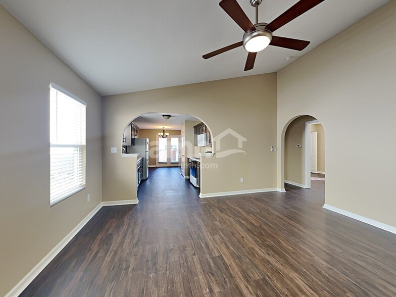 Building Photo - 12693 Old Pond Rd