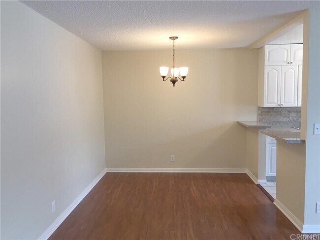 Building Photo - 612 Hayworth Ave