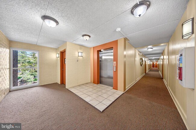 Building Photo - 60 S Van Dorn St