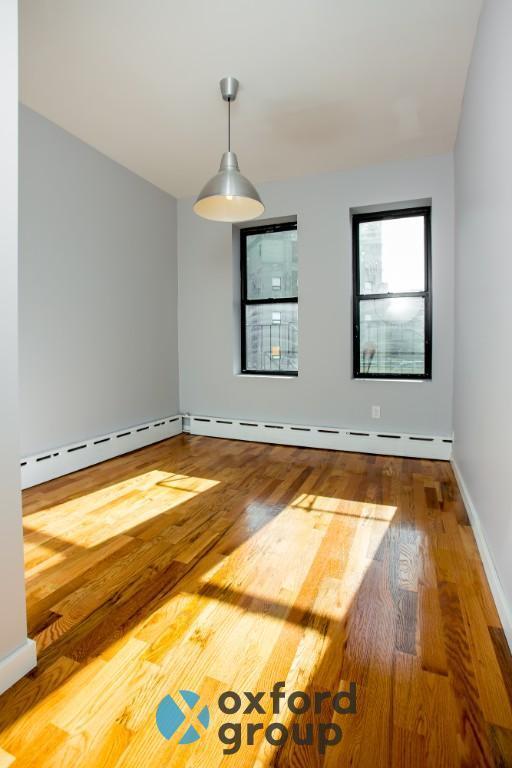 Building Photo - 3 bedroom in Brooklyn NY 11206