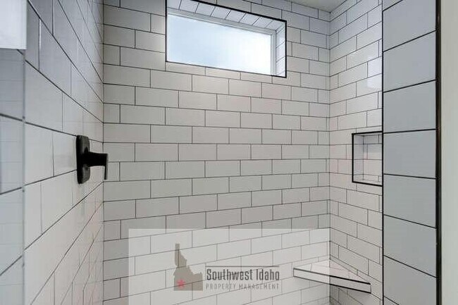 Building Photo - 7655 W Meltwater Ln