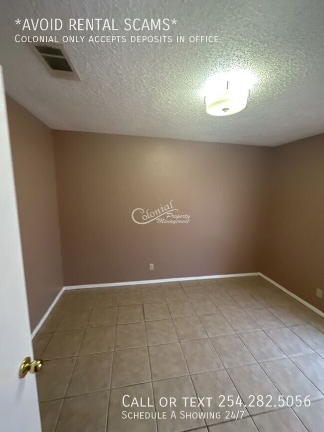 Building Photo - 1514 Missouri-