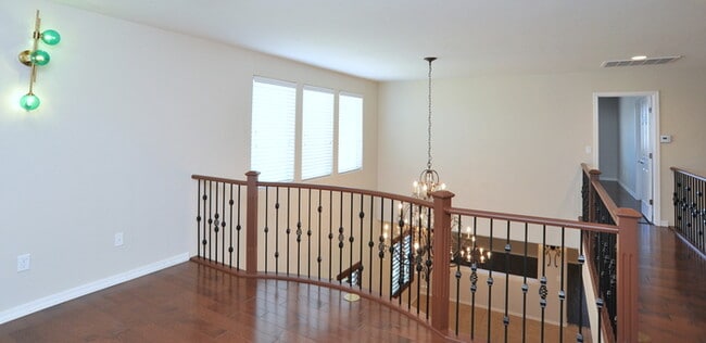 Building Photo - 4 Bedroom, 2.5 Bathroom in Oro Valley