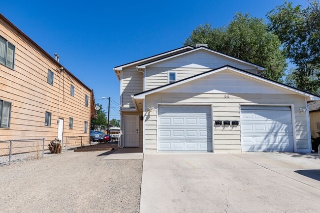 Building Photo - 1240 Bunting Ave