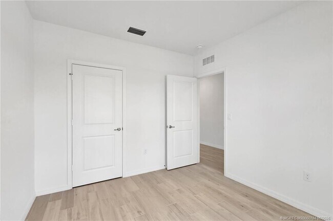 Building Photo - 4993 Armina Pl
