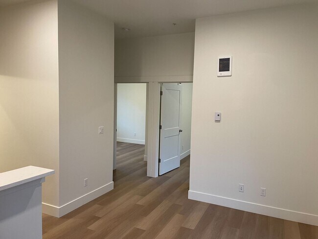 Interior Photo - Ocean 2