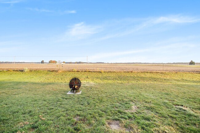 Building Photo - Newer Home for Lease Richland Schools - Available October 21st