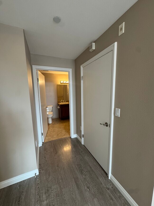 Building Photo - 13951 Sherman Way