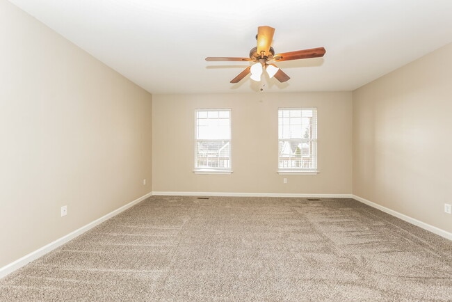 Building Photo - 2010 Slayton Dr