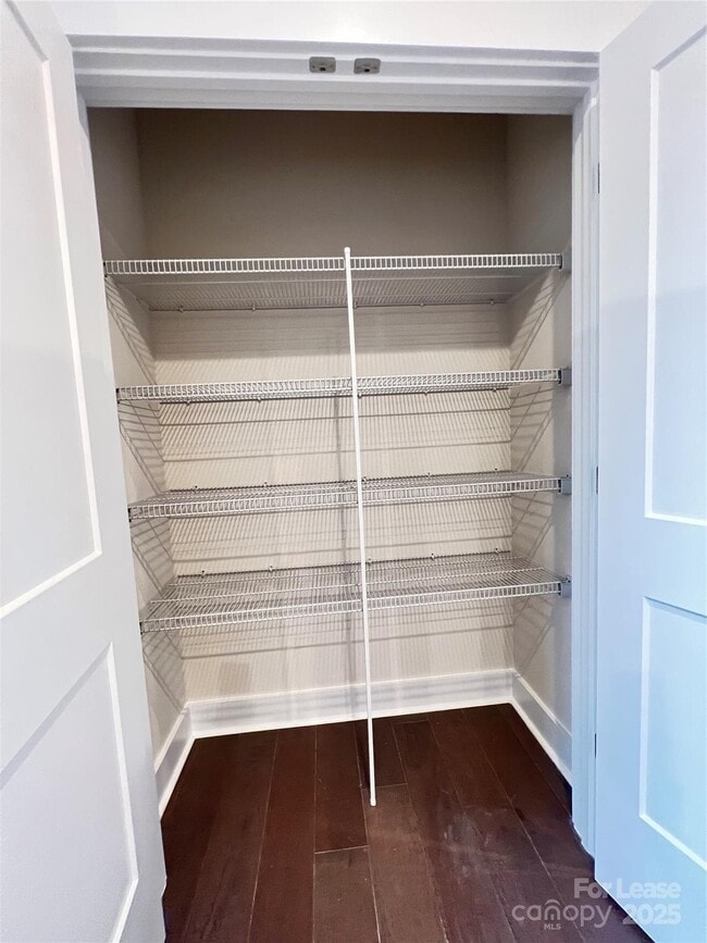 Building Photo - 3011 Citizens Ln