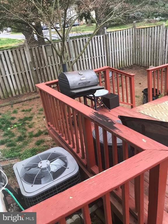 Building Photo - 8320 Brookvale Ct