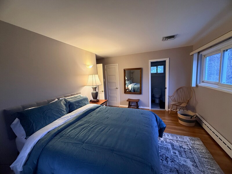 Building Photo - 3452 Quaker Ct