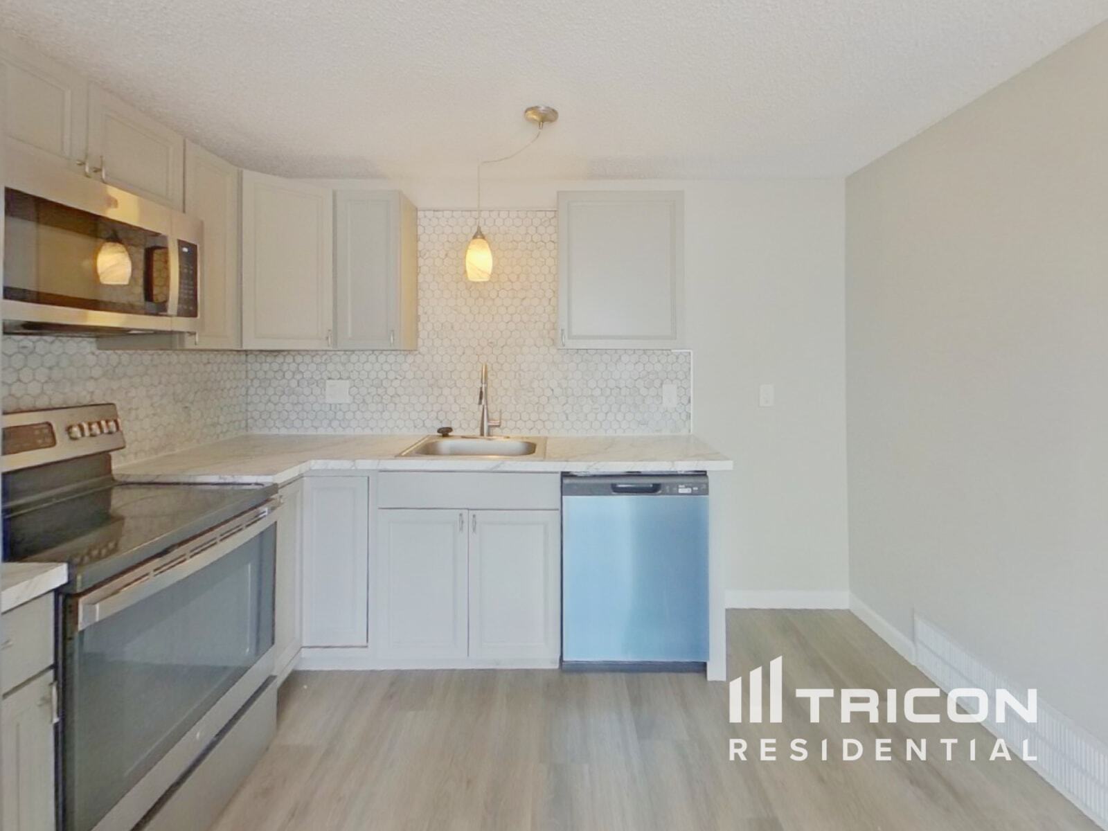Building Photo - 6821 Mescalero Dr