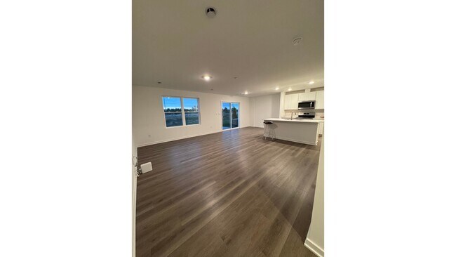 Building Photo - 3502 Richardson Cir