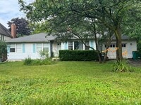 Building Photo - 6536 Ridge Rd