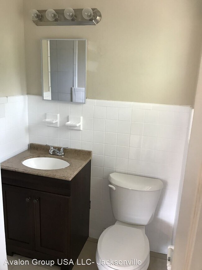 Building Photo - 3 br, 2 bath House - 5433 Oliver street S