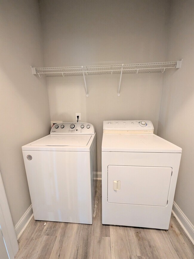 Building Photo - 338 Kiskadee Loop