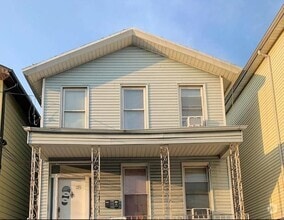 Building Photo - 38 Jewett Ave