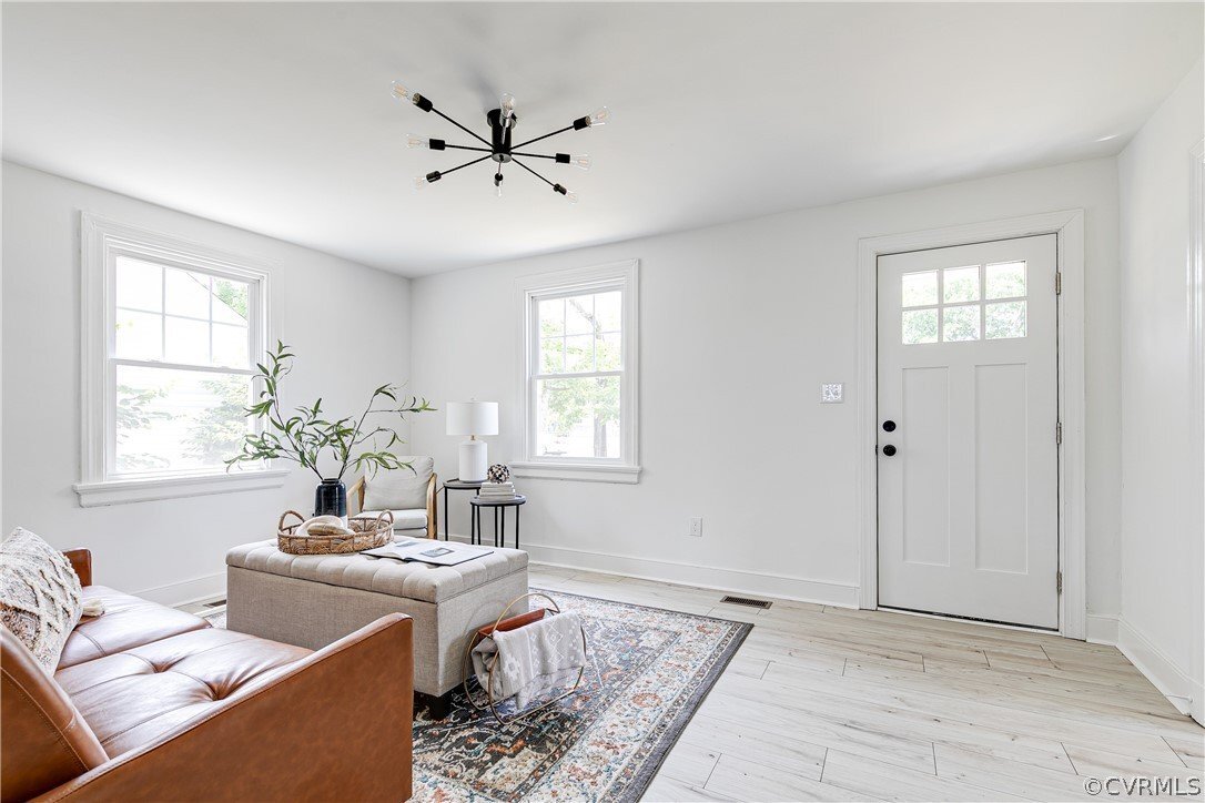 Building Photo - 1705 N 24th St