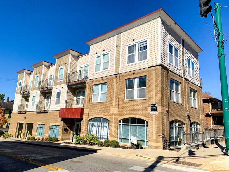 Interior Photo - 601 N. Walnut St.