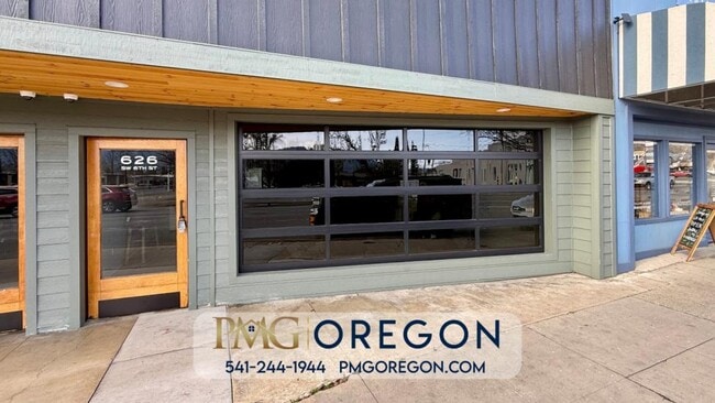 Building Photo - 626 SW 6th St