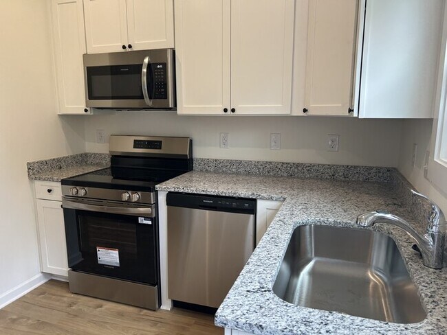 Building Photo - New Construction 2 Bedroom 1 Bath Apartment in Downtown Clover