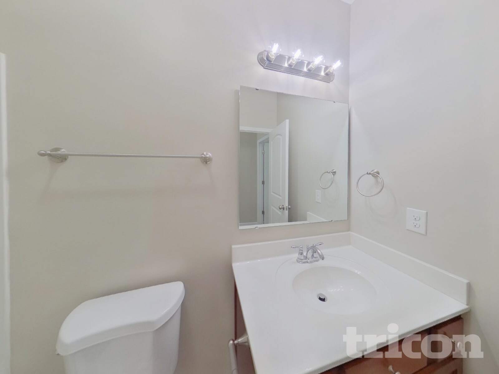 Building Photo - 1919 Rockycreek Ln