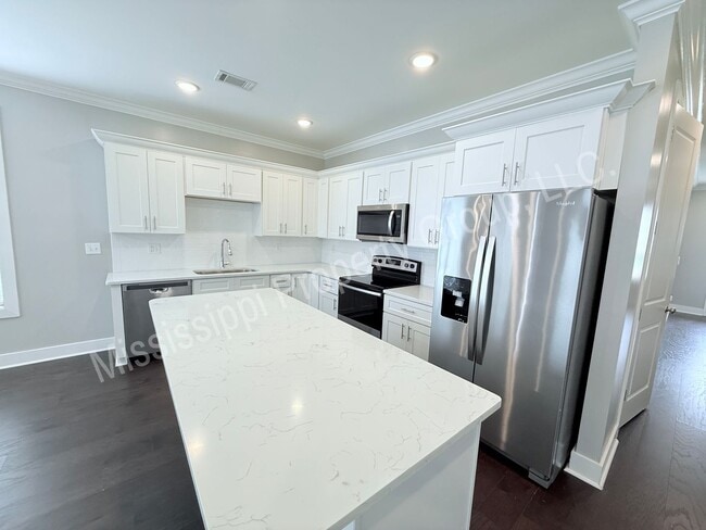 Building Photo - 3BR/3.5BA For Rent