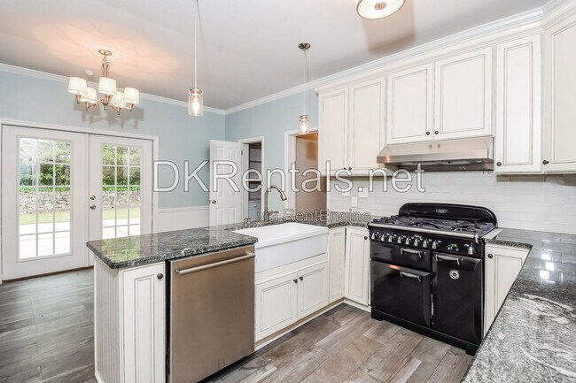 Building Photo - 1176 Hampton Hall Dr NE