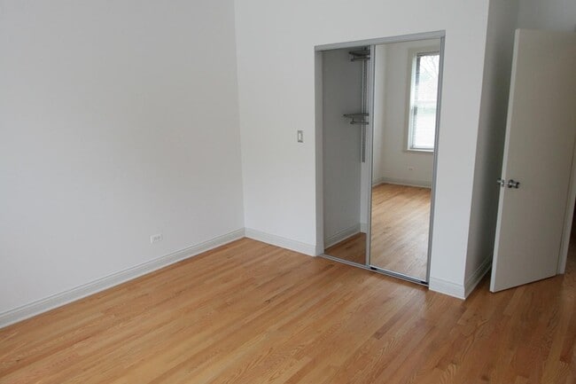 Floorplan - 5355-5361 S. Cottage Grove Avenue