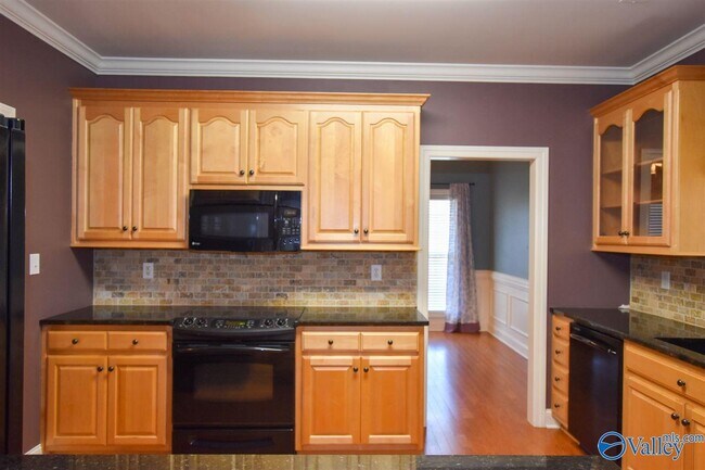 Building Photo - 119 Averbeck Ct