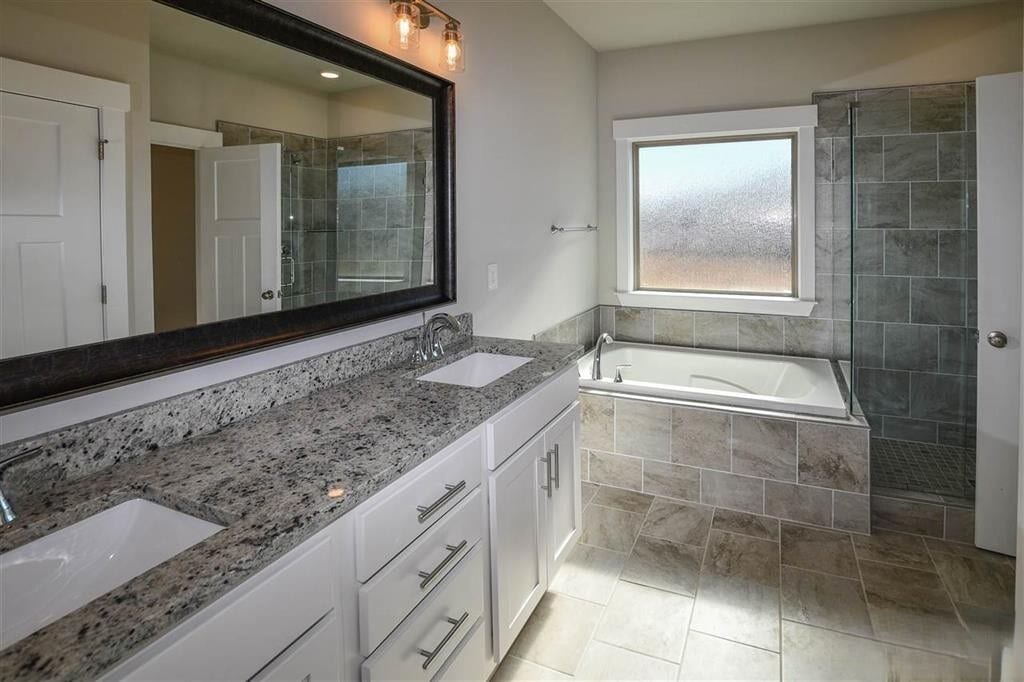 Building Photo - 15570 Ironcrest Dr NW