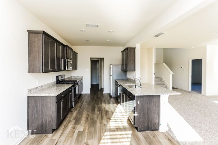 Building Photo - 308 Micah Ln