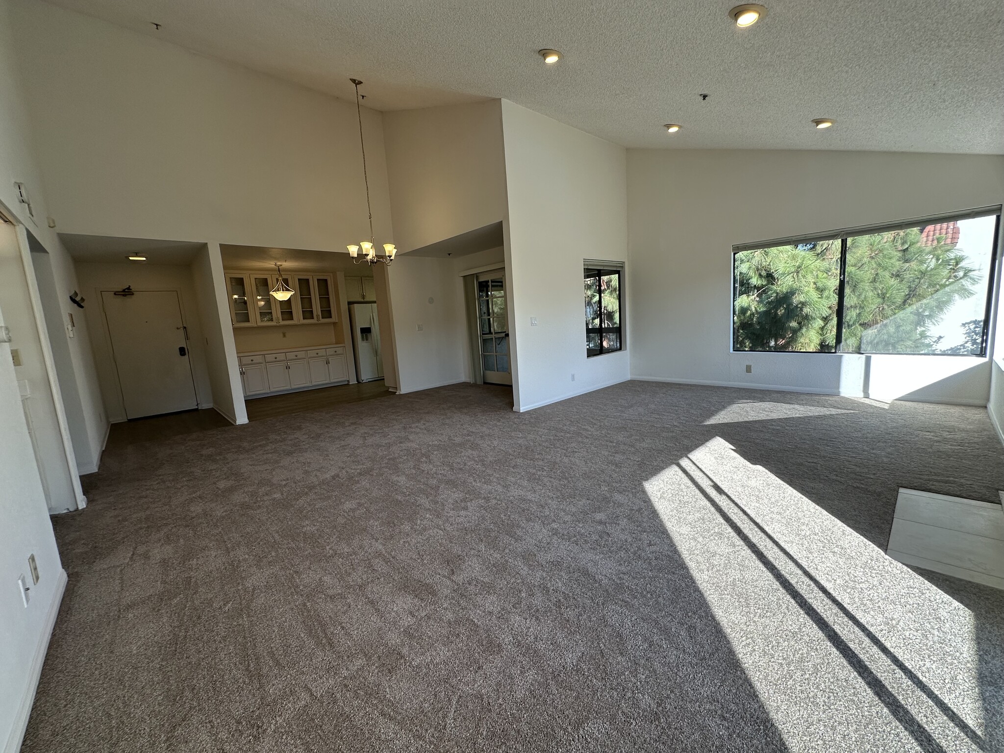 Building Photo - 5745 Friars Rd