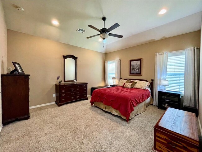 Building Photo - 4281 Rock Bend Dr