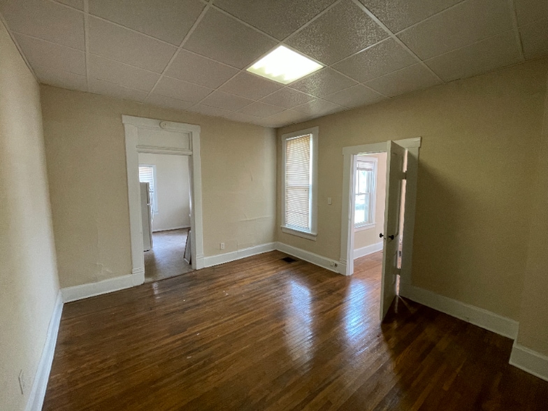 Building Photo - 1208 King Ave