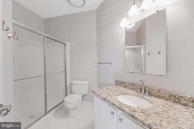 Building Photo - 20451 Chesapeake Square