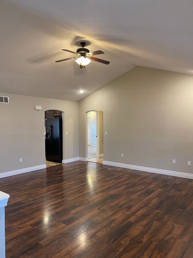 Building Photo - AVAILABLE!!!