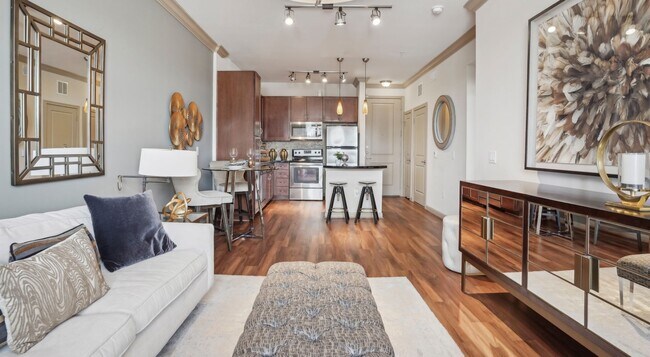 Building Photo - Big Layout Energy