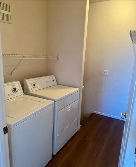 Building Photo - 9901 Trailwood Dr