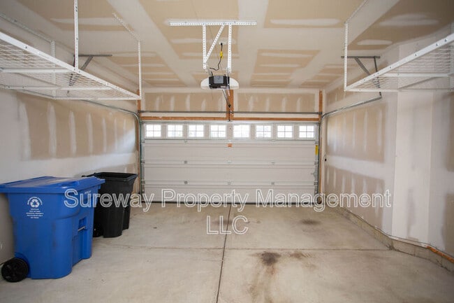 Building Photo - 13 Verona Ln