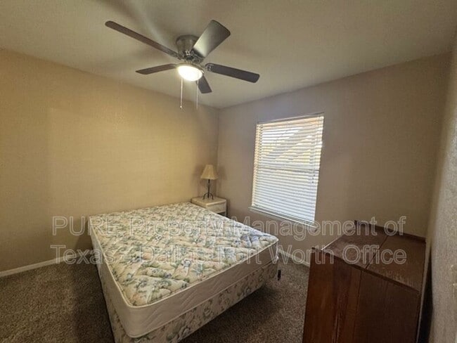 Building Photo - 6321 Kelly Dr