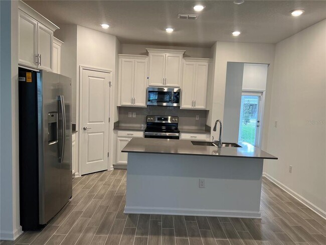 Building Photo - 1446 Waverunner Ln