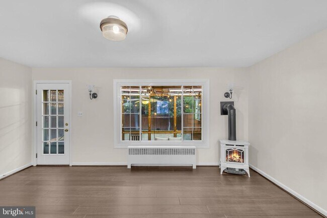 Building Photo - 2813 Mosby St