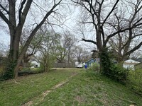 Building Photo - CHARMING, 1 BEDROOM UPPPER LEVEL DUPLEX