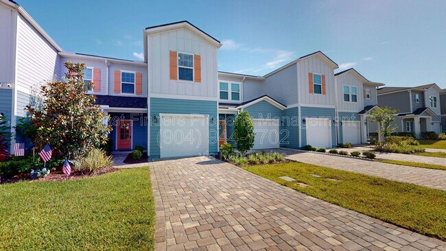 Building Photo - 215 Pine Bluff Dr