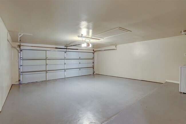 Building Photo - 1201 Bering Dr