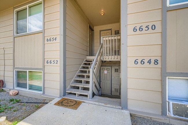 Building Photo - 6652 Provincial Dr