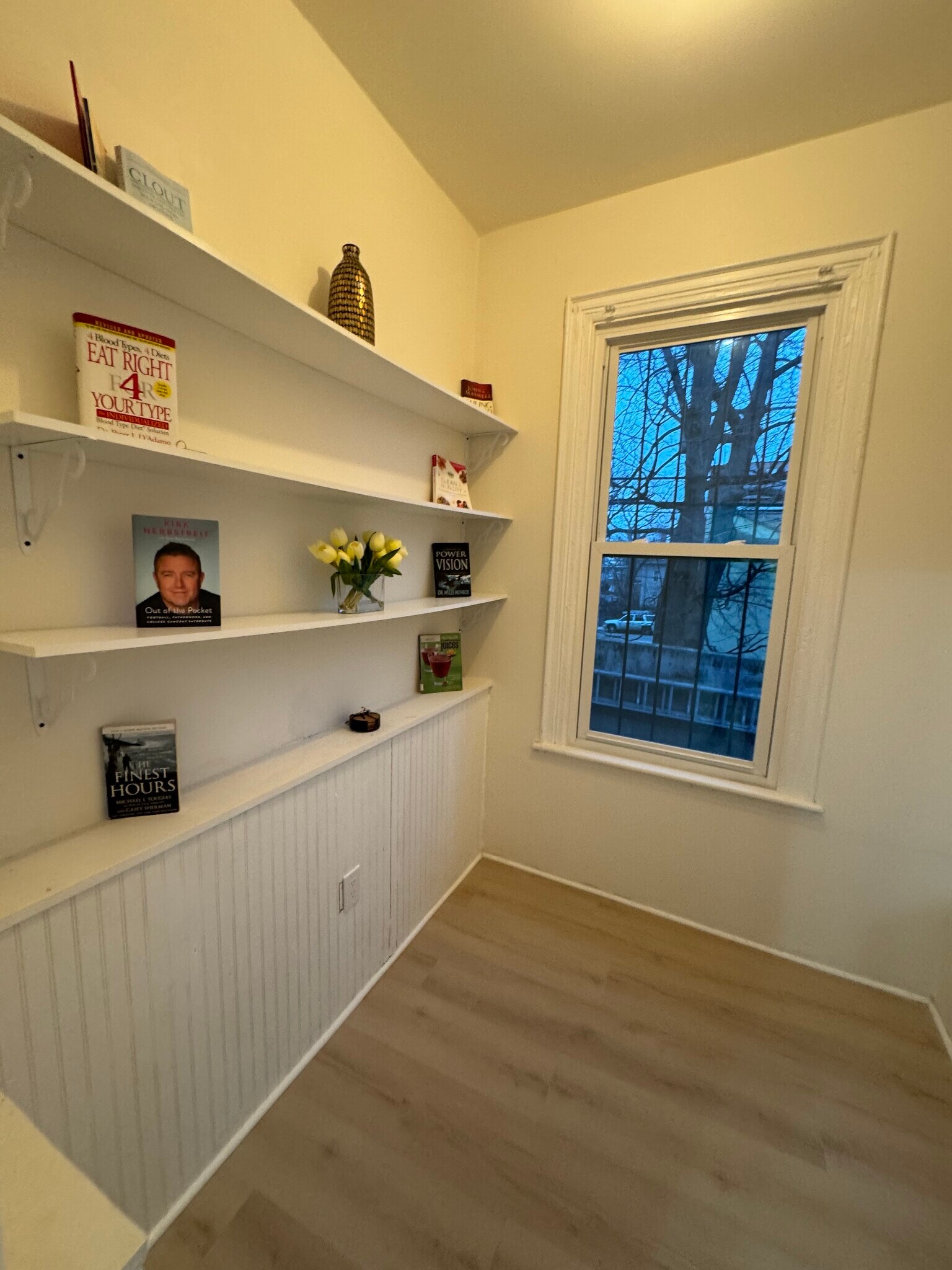 Building Photo - 4 Montrose St