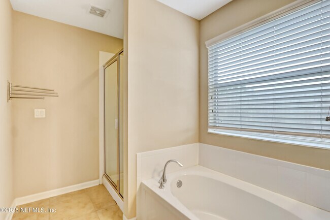 Building Photo - 16271 Dowing Creek Dr